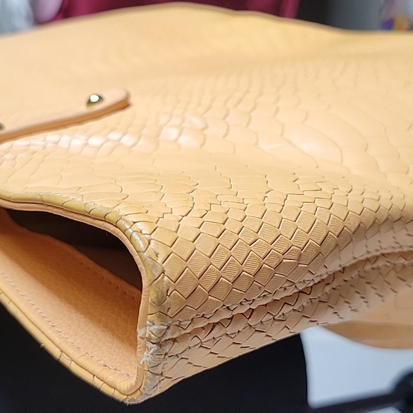 Gigi New York Teddi Peach Python Embossed Leather Tote - Picture 7 of 8